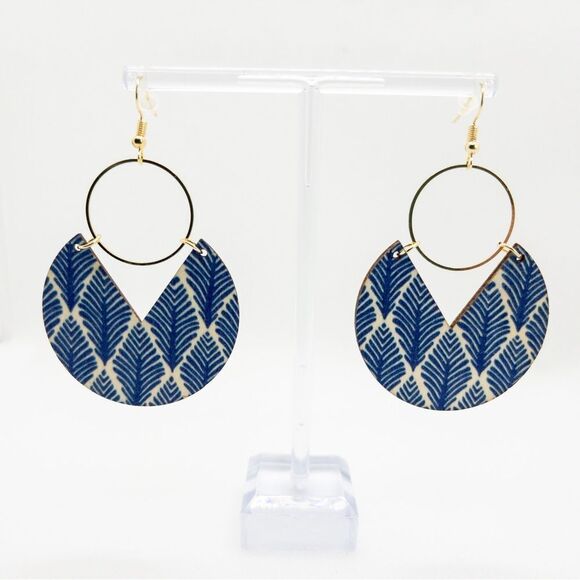 Blue and White Floral Botanical Printed Statement Earrings - Picture 7 of 12